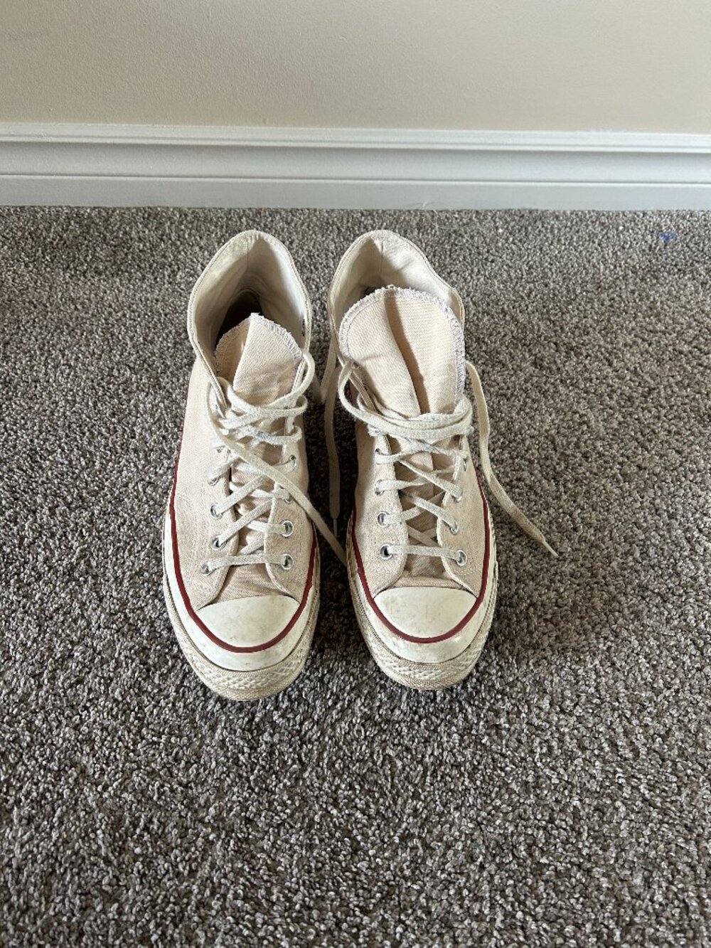 Converse - Beige Chuck Taylor's